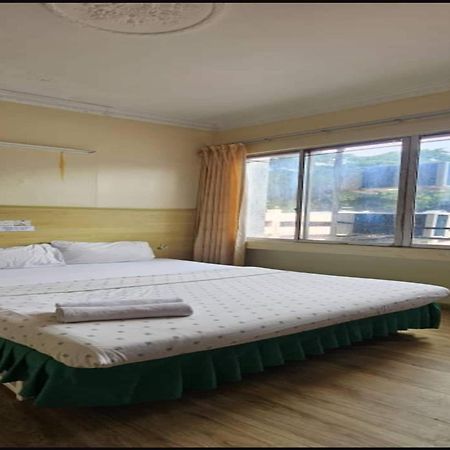 Oyo 90979 Sianglory Inn Kota Kinabalu Bagian luar foto