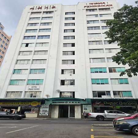 Oyo 90979 Sianglory Inn Kota Kinabalu Bagian luar foto