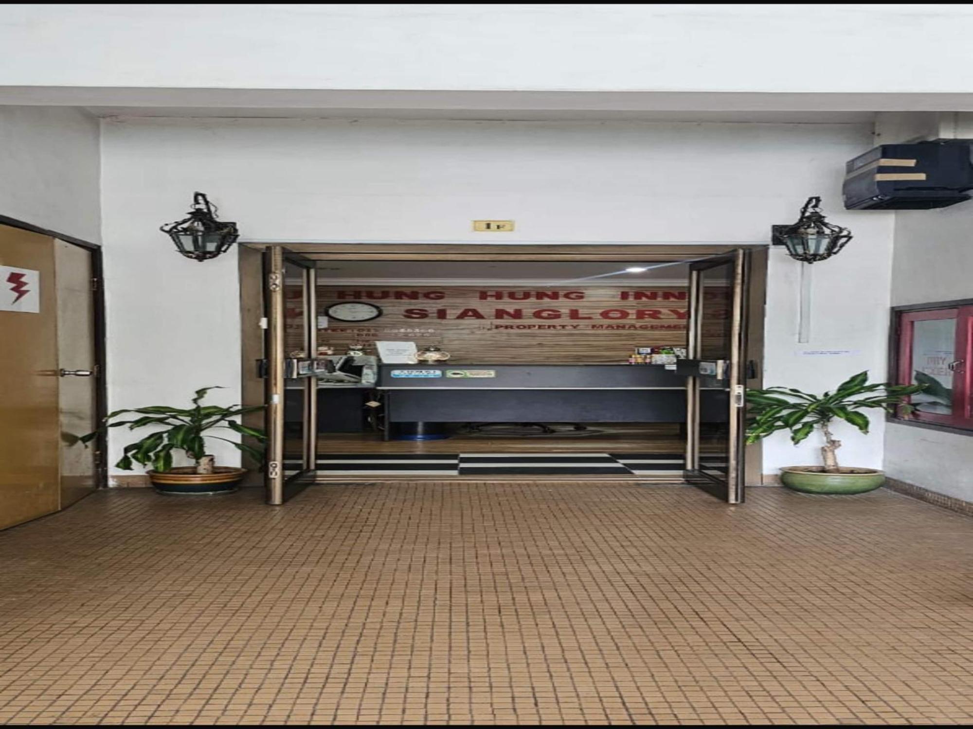 Oyo 90979 Sianglory Inn Kota Kinabalu Bagian luar foto